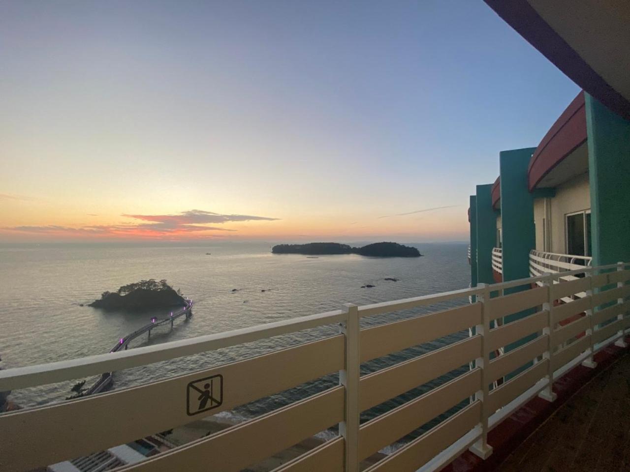 Beache Palace Boryeong Εξωτερικό φωτογραφία